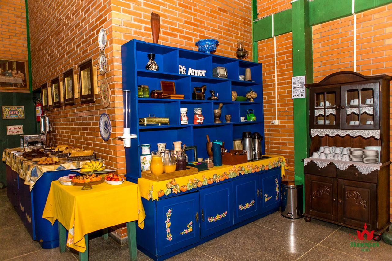 Hotel Blumenpark Rio Negro  Екстериор снимка
